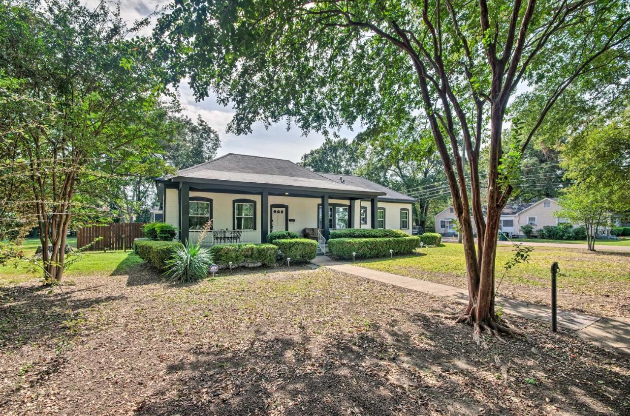Modern Greenwood Studio Less Than 1 Mi To Downtown! 외부 사진