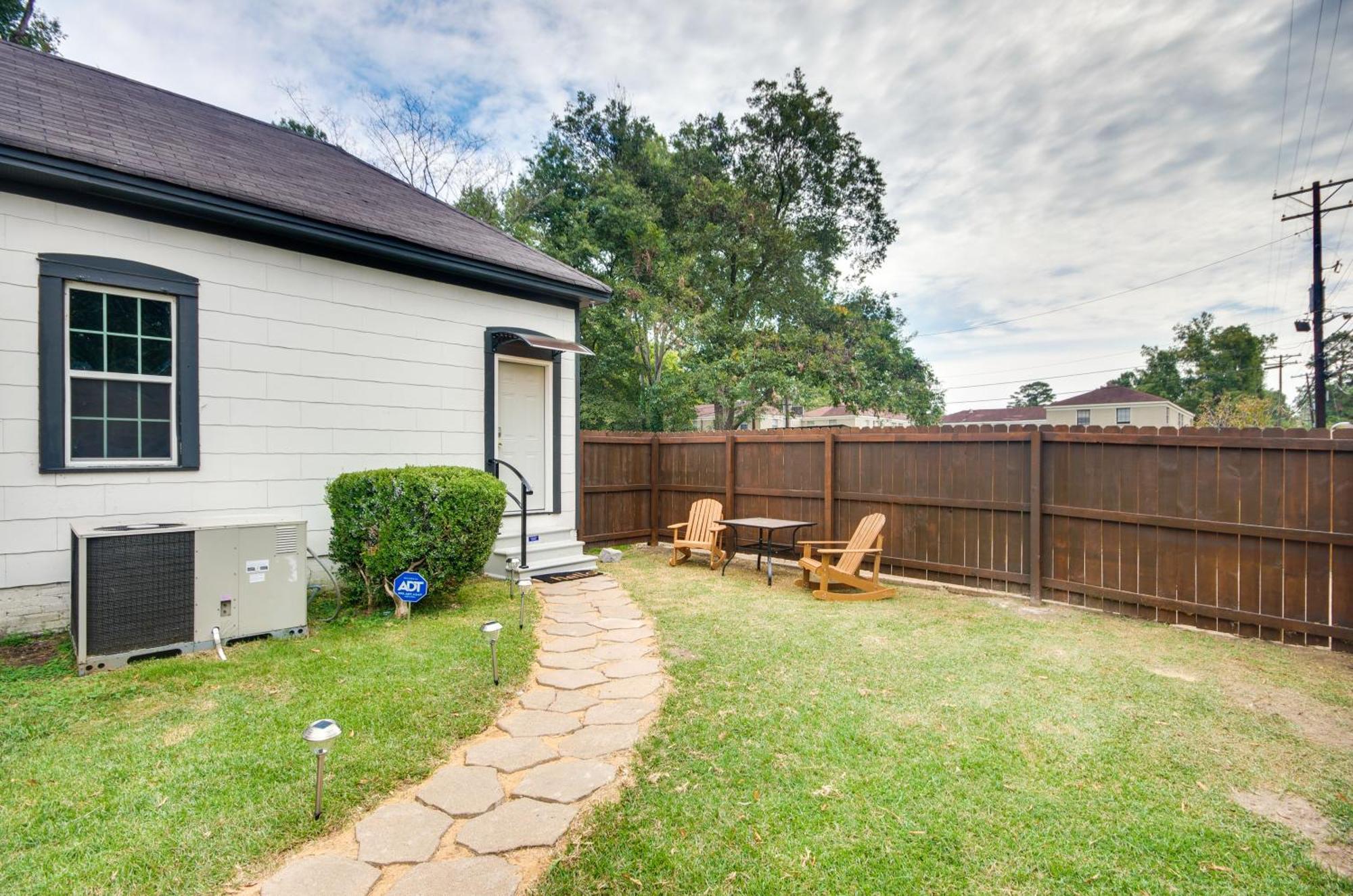 Modern Greenwood Studio Less Than 1 Mi To Downtown! 외부 사진